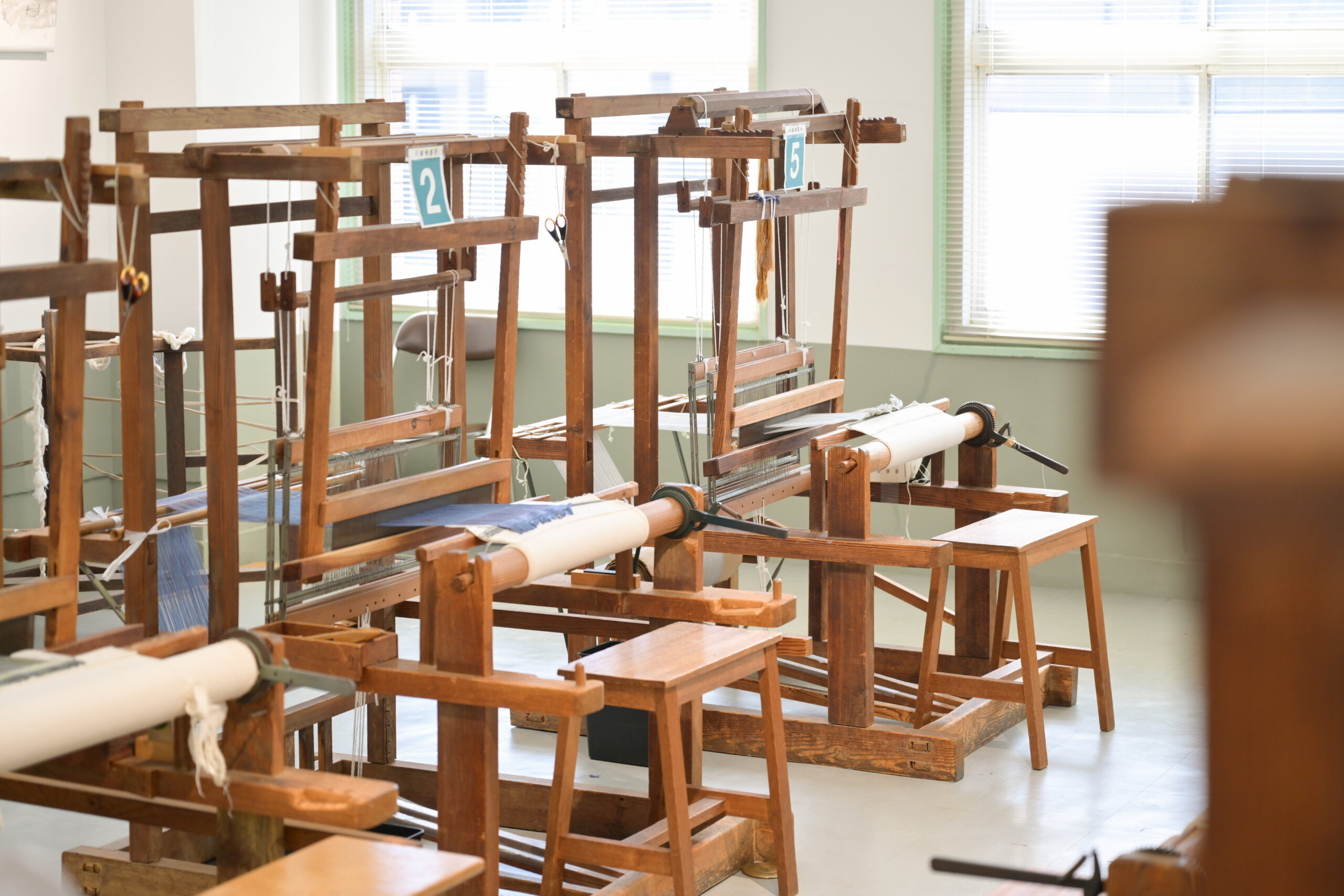 多摩織工芸館 手織り体験｜八王子織物工業組合