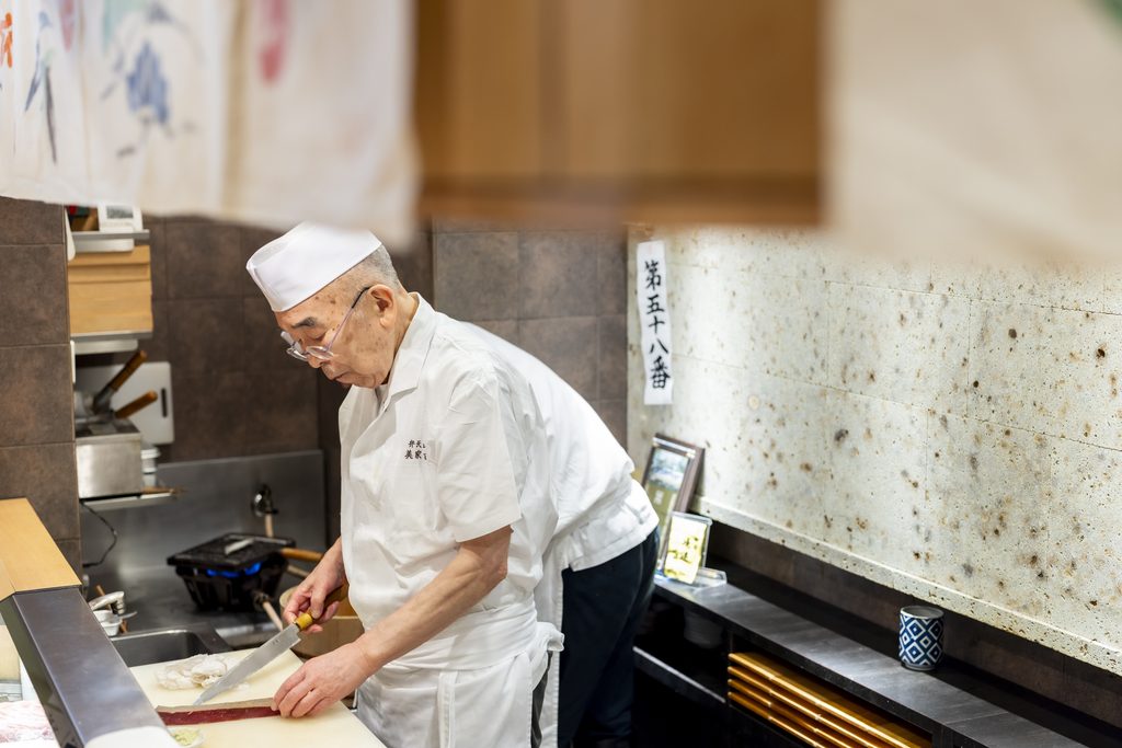 江戸の味を今に伝える「弁天山美家古寿司」受け継がれる技と文化のかたち
